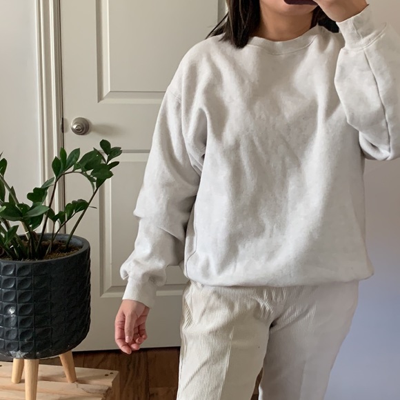 Aritzia Tops - Aritzia TnA Cozy AF Taupe Pullover Sweatshirt. Size 1 / Small
